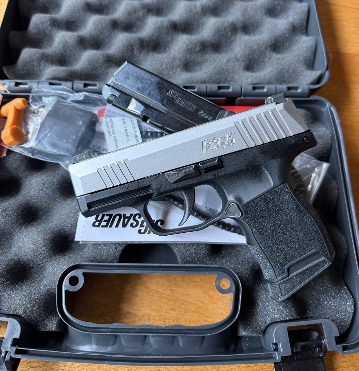 SIG Sauer P365 &ndash; Two-Tone