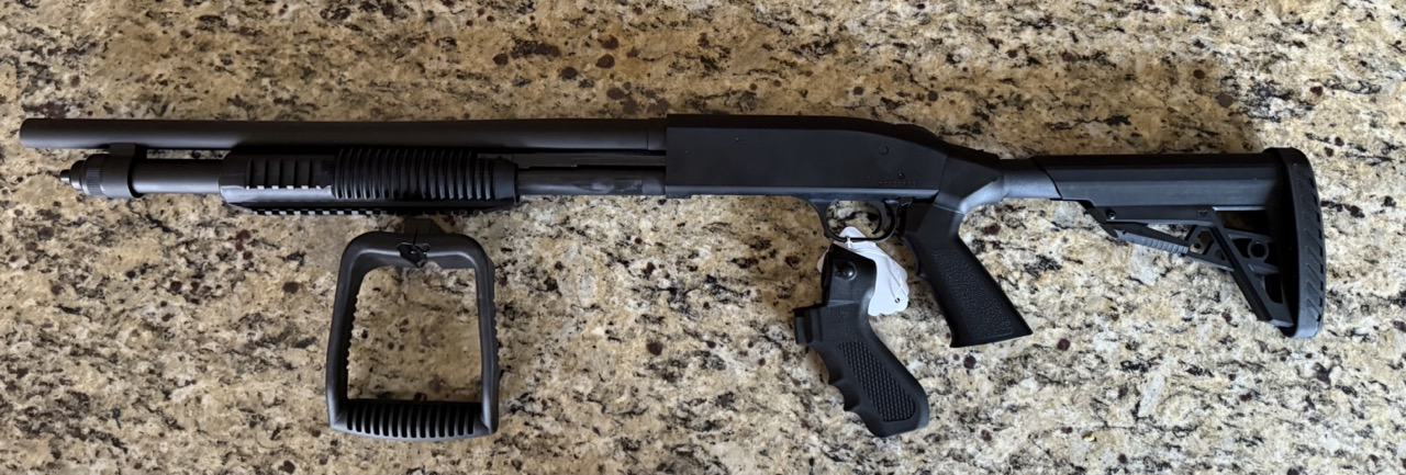 Mossberg 590 Cruiser, Tactical Stock, Chain Saw