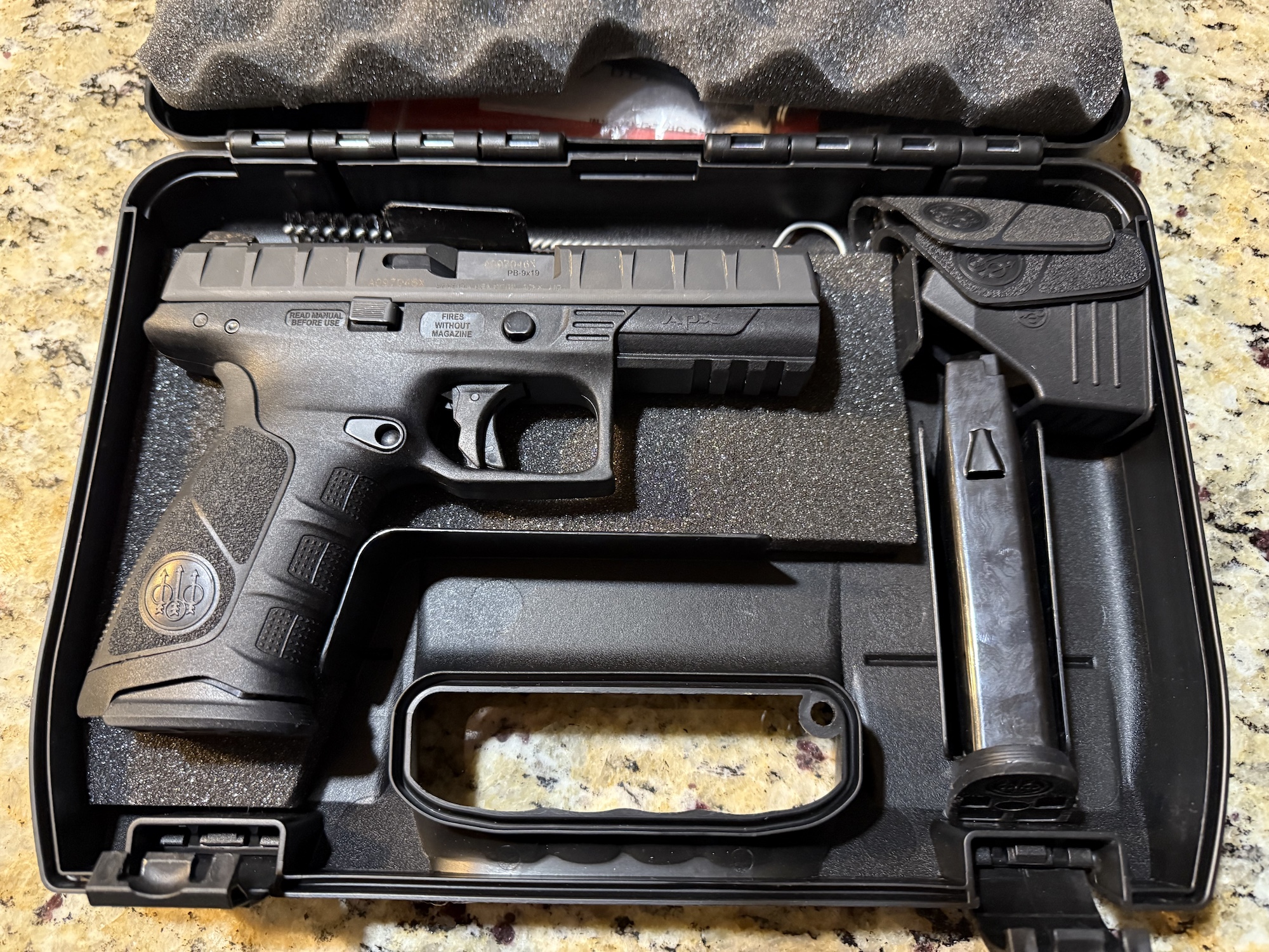 Beretta APX