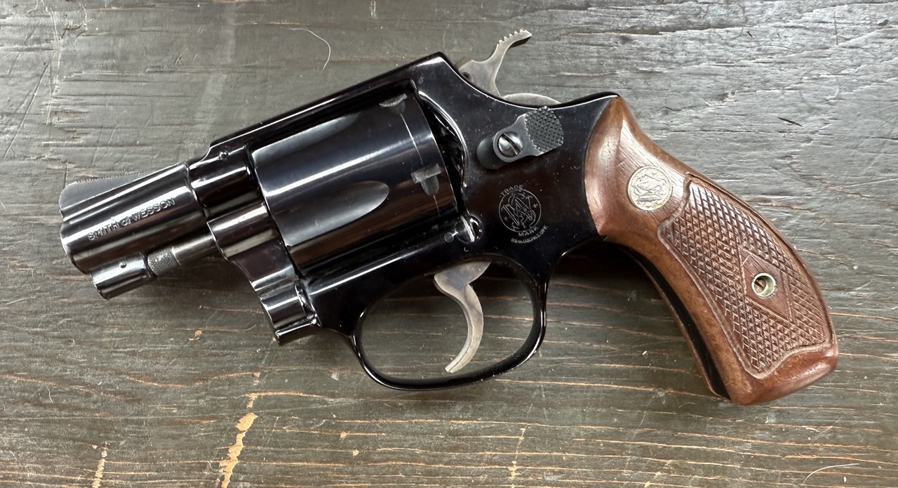 Model 37 (No Dash) Smith & Wesson  Airweight Chief’s Special