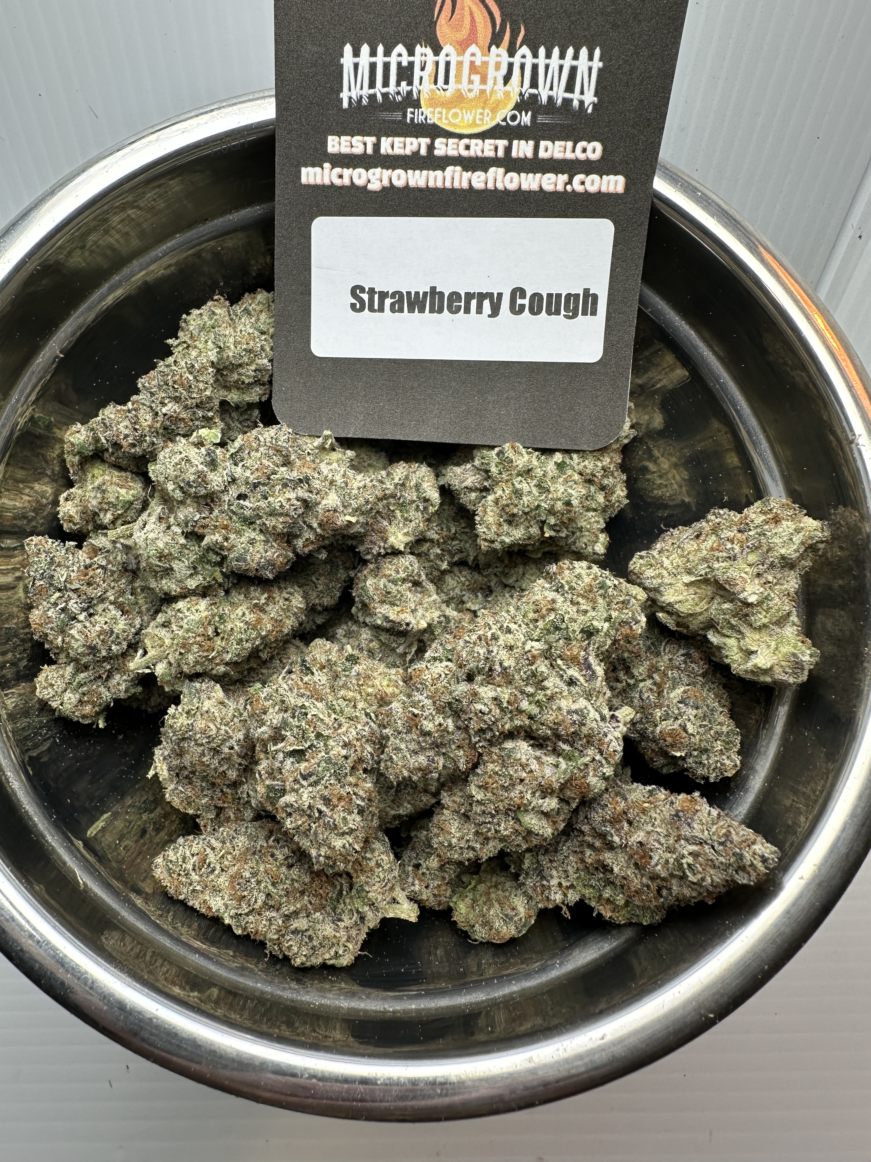 Strawberry Cough (AMANI Cut)