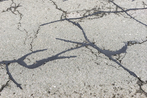 How Long Should Sealcoating Last On My Driveway?