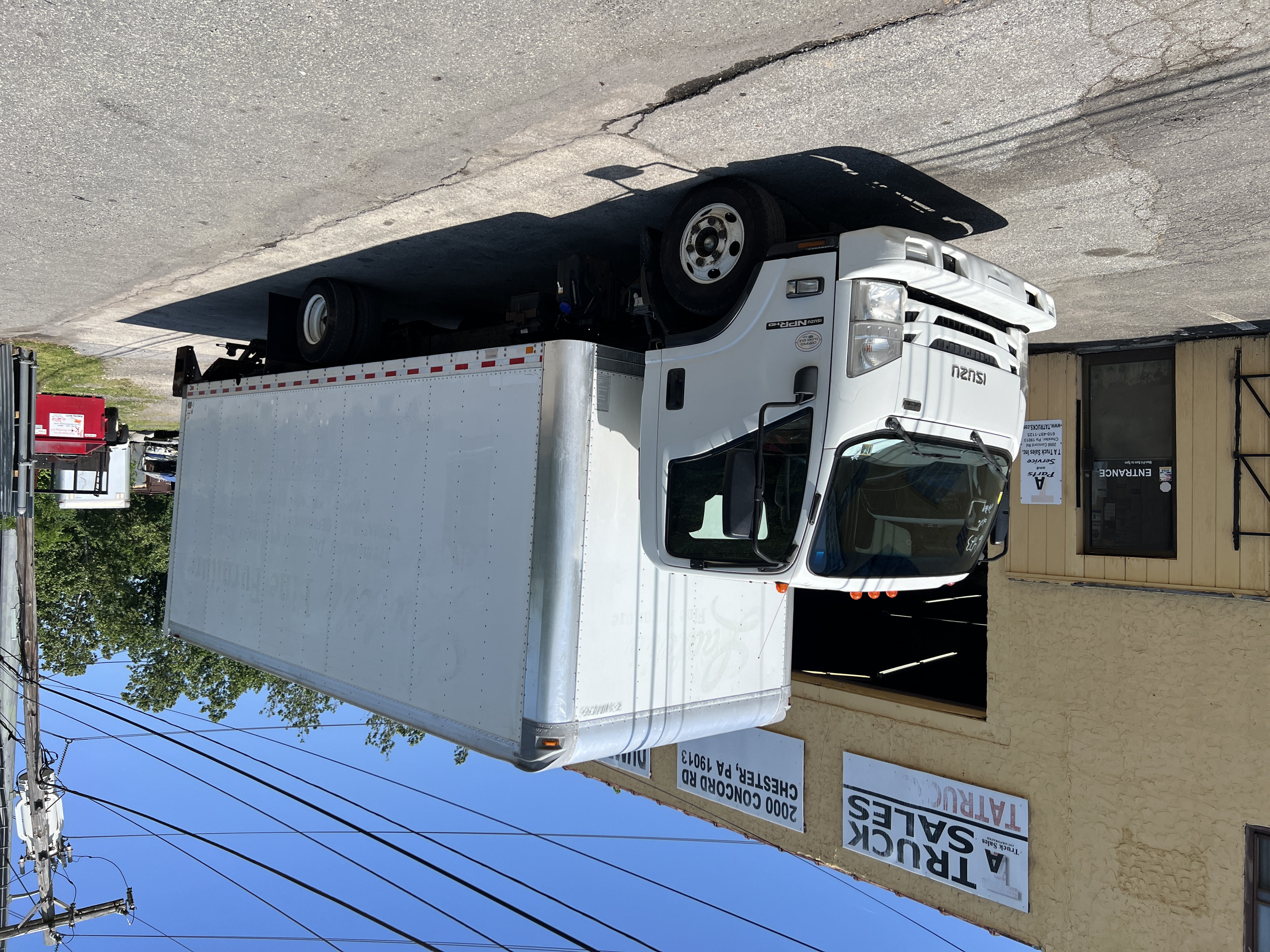 20 Foot Isuzu Van with Liftgate-Slat lined featured image