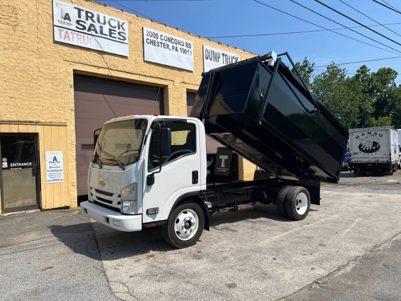 2018 Isuzu NPR 15 Yard Junk Hauler Dump Truck