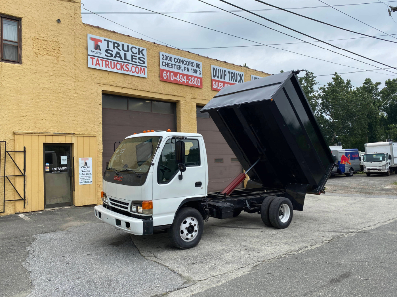 2005 Isuzu Solid Side Dump Truck